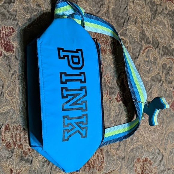 Like new! PINK lunch tote/cooler insulated - Picture 5 of 5